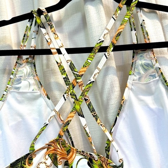 NWOT K. Jordan Leaf Print Criss Cross Back Nylon & Spandex Tankini Top Size 1X - Picture 7 of 8
